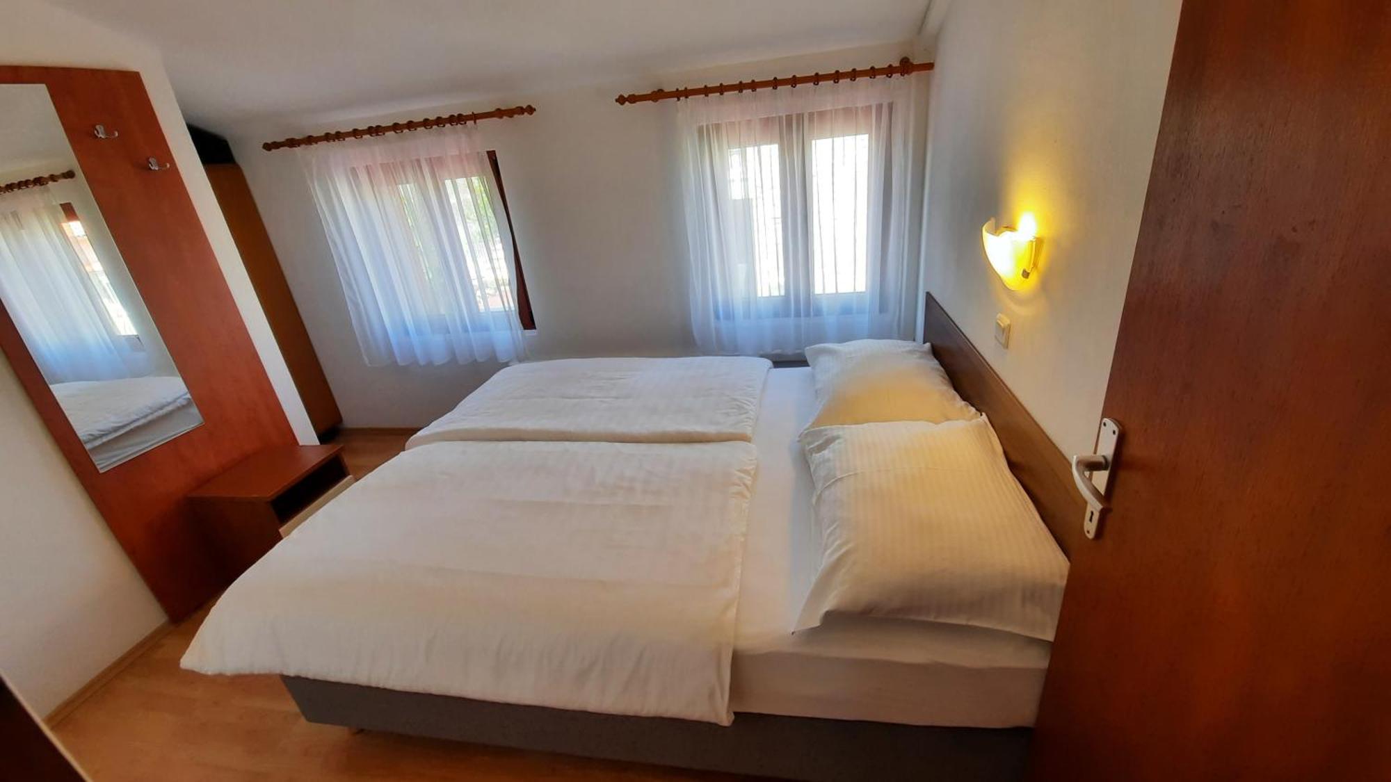 Apartment Pulic راب المظهر الخارجي الصورة