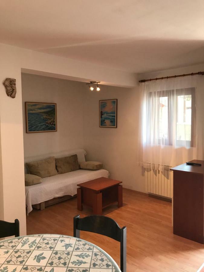 Apartment Pulic راب المظهر الخارجي الصورة