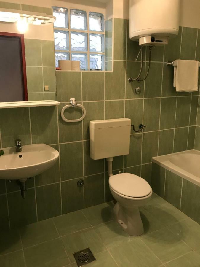 Apartment Pulic راب المظهر الخارجي الصورة